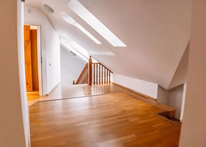 Riverside Duplex Loft * Prag