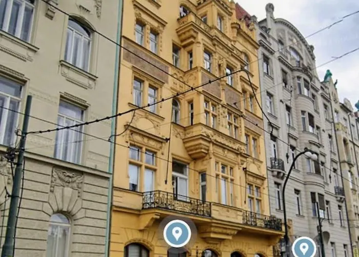 Riverside Duplex Loft Praag